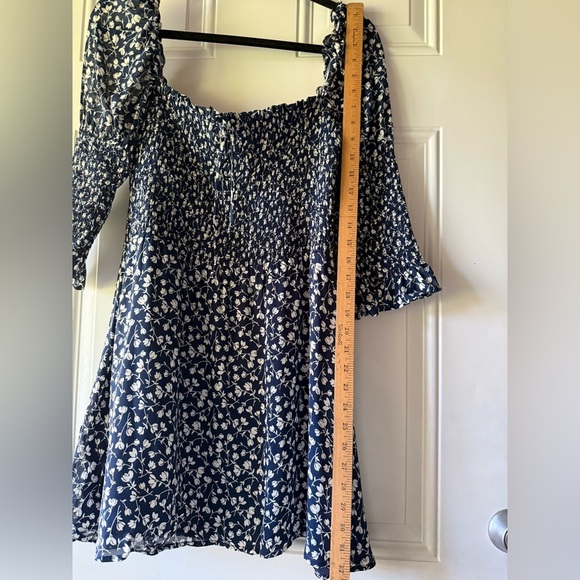 SALE👗50% OFF! Reformation Loulou dress - Picture 10 of 12